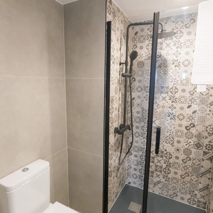 Cohausing Cabanyal - Modern Coliving by the Beach in Valencia - Image 13