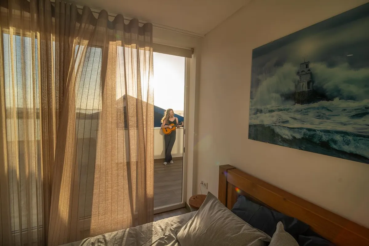 Onda Coliving Peniche - Beachfront Surf & Sunset Paradise - Image 6