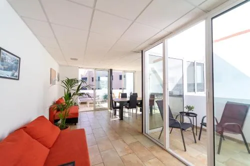 Un Lugar House Canteras - Vibrant Coliving in Las Palmas - Image 8