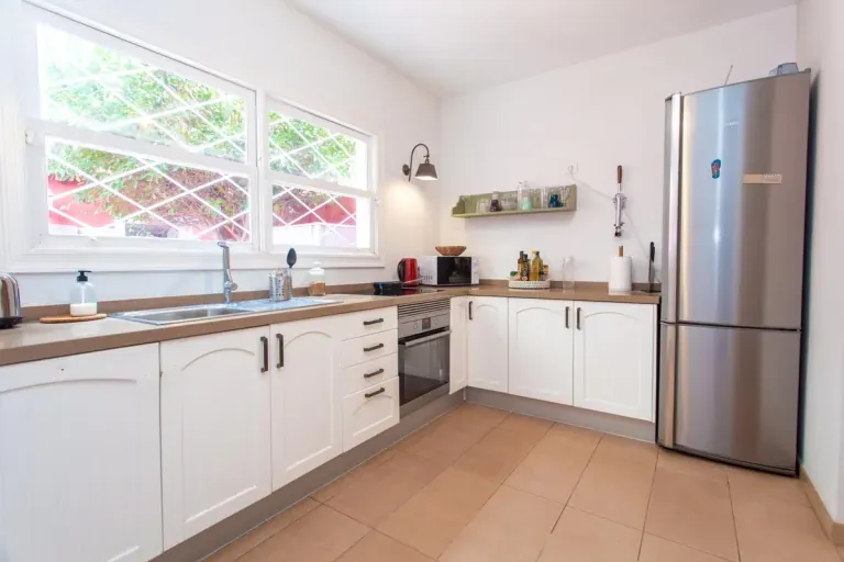 La Luna Coliving - Urban Oasis in Santa Cruz de Tenerife - Image 9