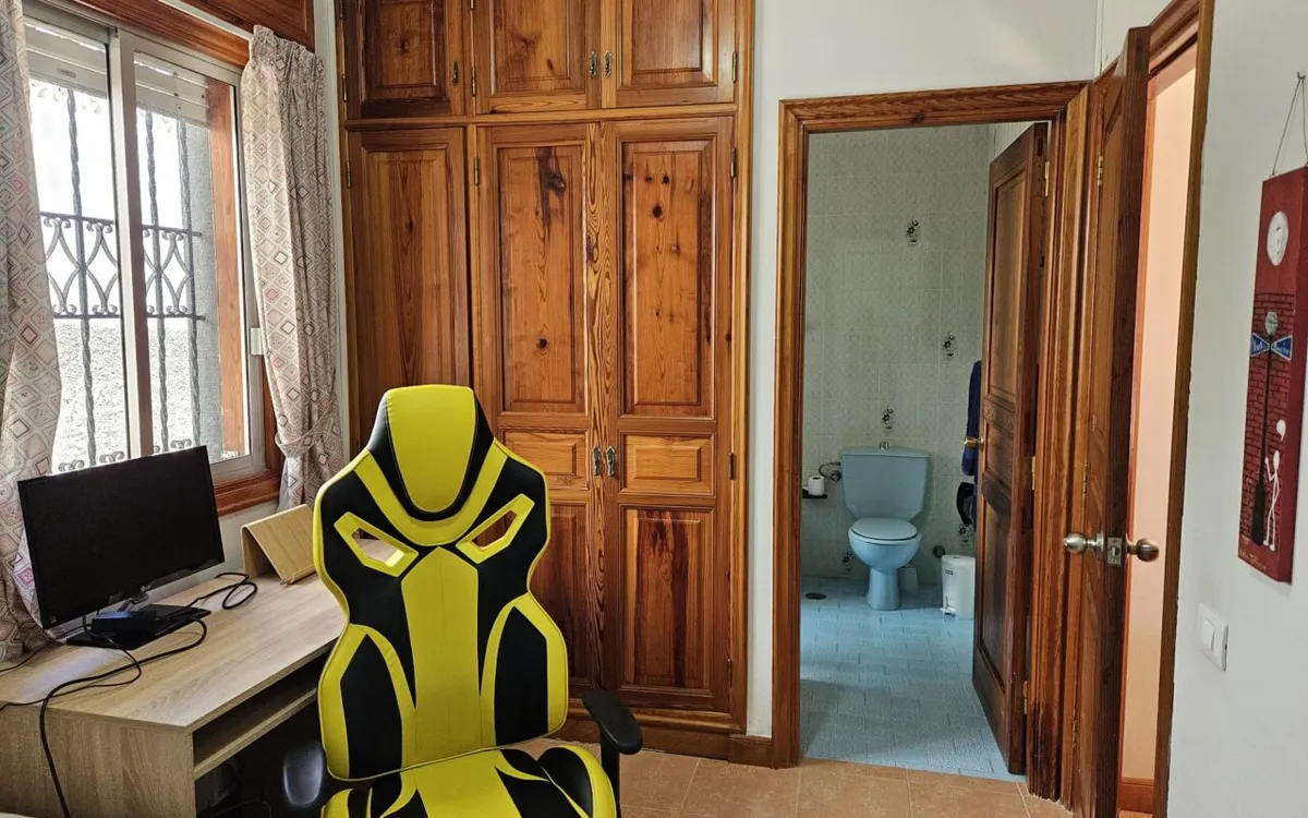 Blue Paradise Coliving - Ocean View Villa in Santa Cruz, Tenerife - Image 16