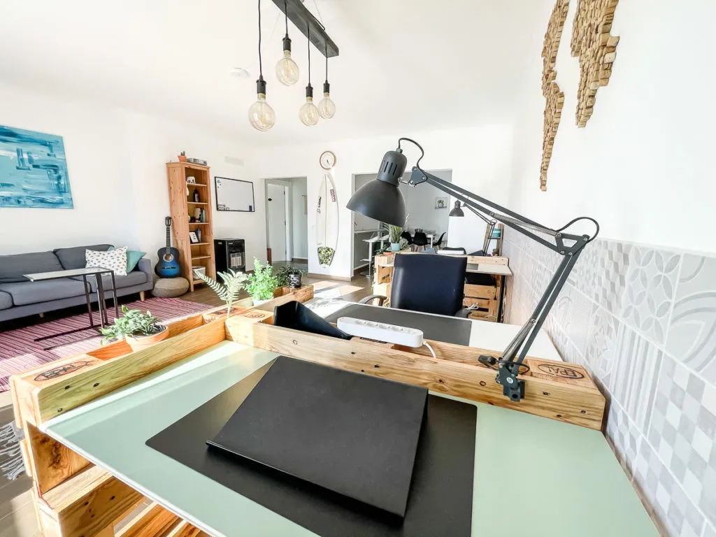 Swelldesk Coliving & Coworking - Surf & Work Hub in Peniche - Image 1
