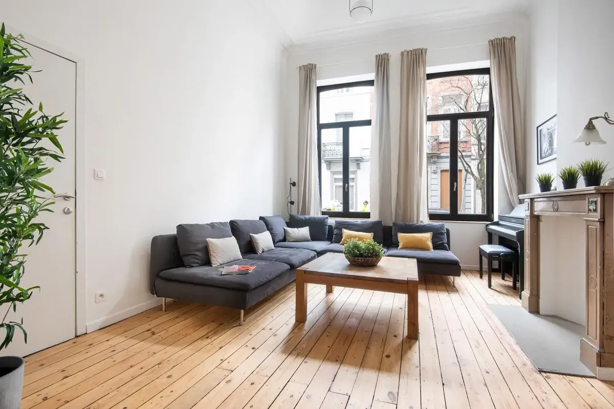 Sharies Paris - Modern Coliving for Young Professionals - Image 14