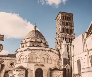 Colonies - Modern Coliving for Young Professionals in Paris & Île-de-France - Image 3