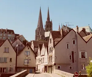 Colonies - Modern Coliving for Young Professionals in Paris & Île-de-France - Image 5