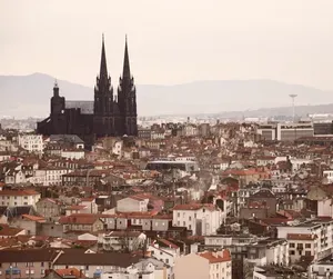 Colonies - Modern Coliving for Young Professionals in Paris & Île-de-France - Image 6