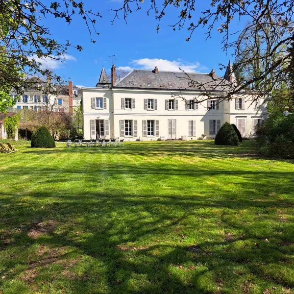 La Casa Coliving - Vibrant Community Living in Paris Suburbs - Image 10