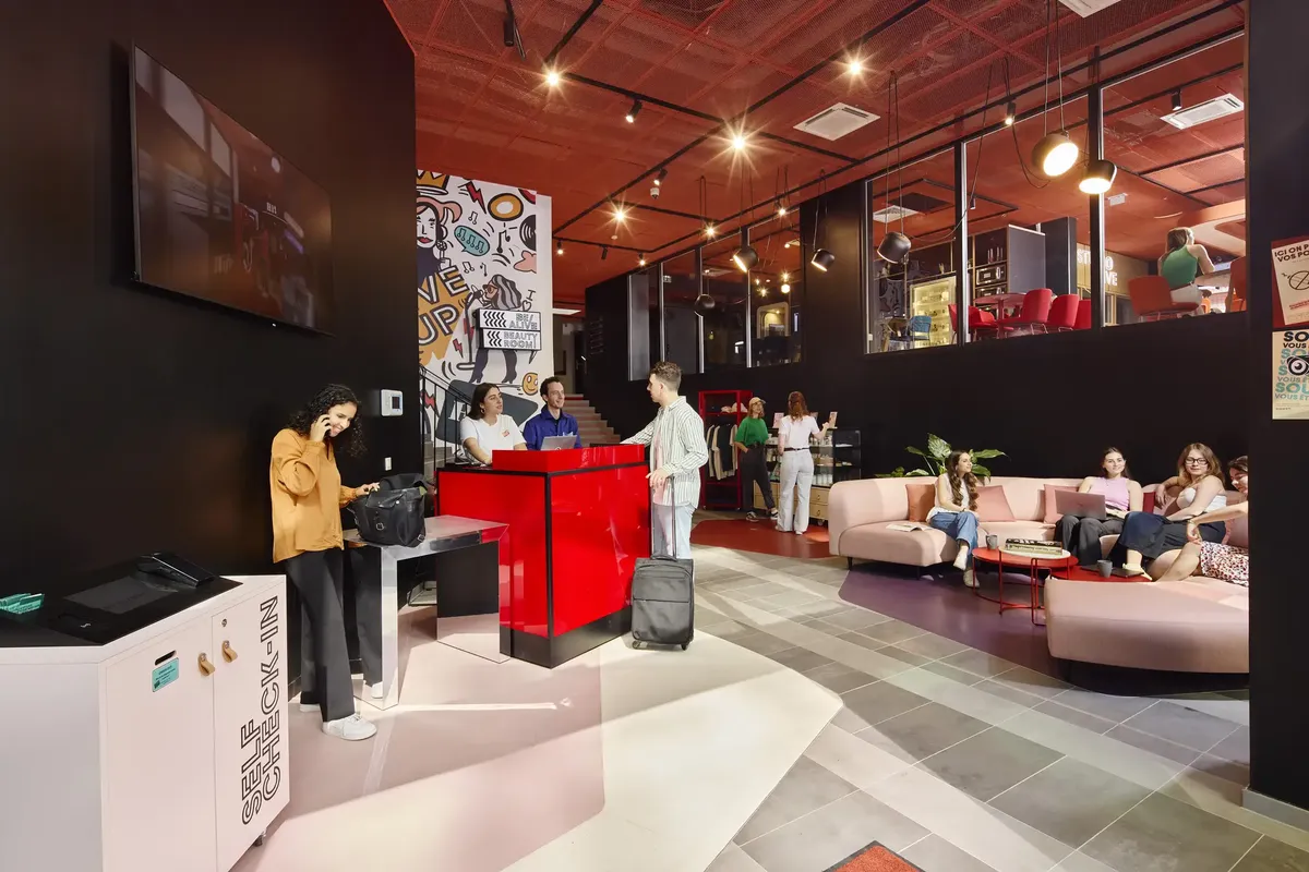 HIFE Paris Issy - Modern Coliving & Hotel-Style Residence Near Paris - Image 1