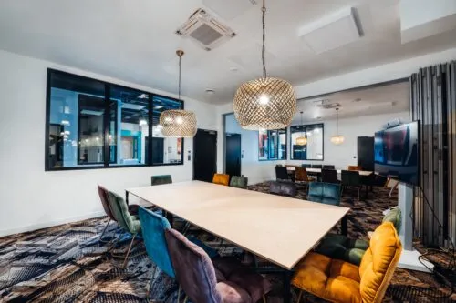 Cowool Avignon - Modern Coliving & Coworking Hub - Image 12