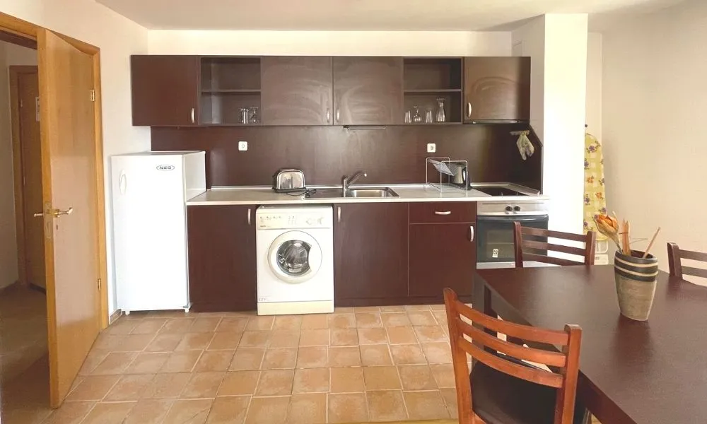 Four Leaf Clover Bansko - Mountain Retreat Coliving & Coworking - Image 4