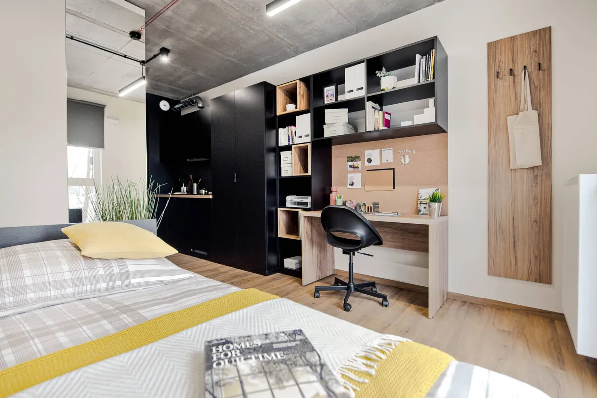 SHED Living Kraków - Modern Student & Young Professional Coliving - Image 2