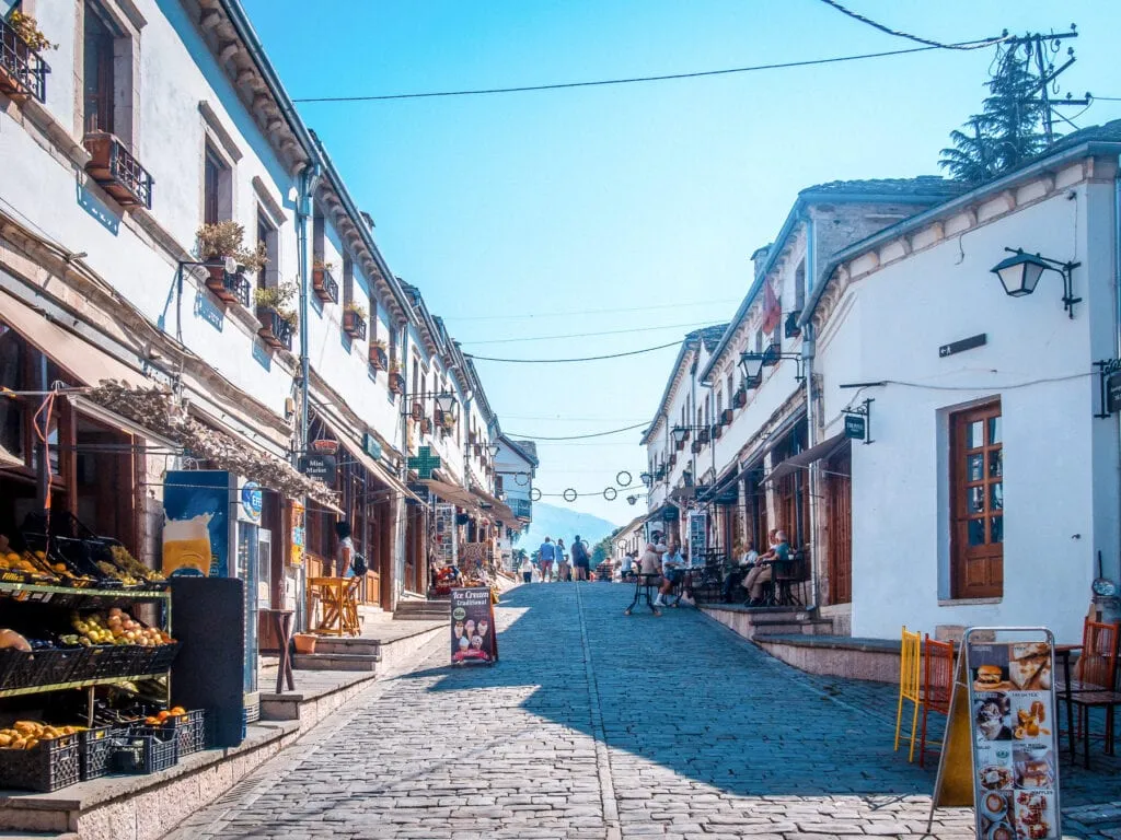 Nomad Island Coliving - Creative Community Hub in Tirana - Image 11