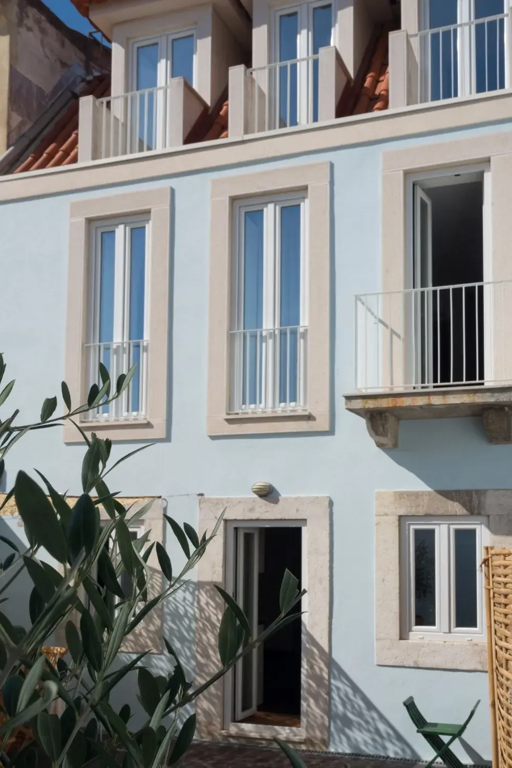 Outsite Lisbon Intendente - Vibrant Coliving in Lisbon's Heart - Image 3