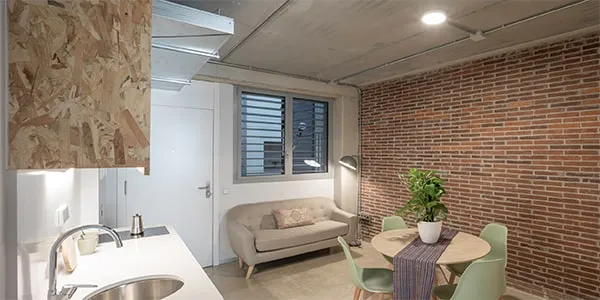 VIU Sagrada Familia - Modern Coliving & Coworking in Barcelona - Image 2
