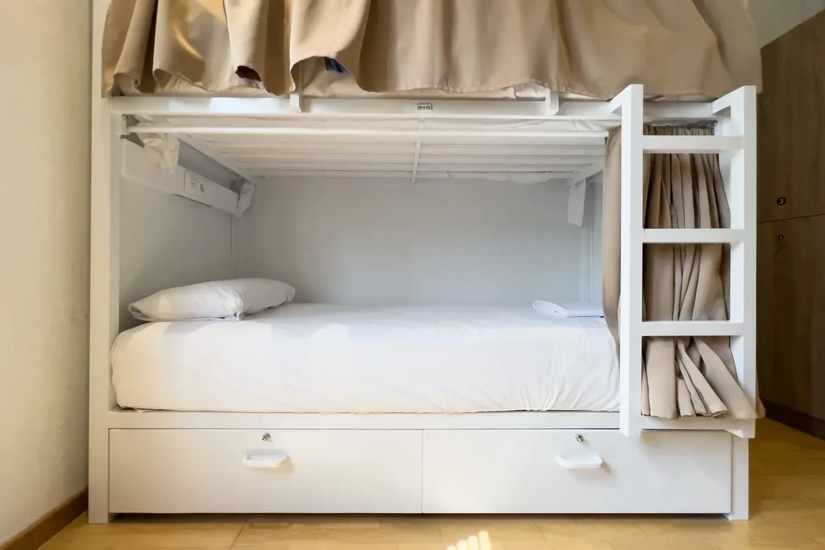 CoImpact Coliving - Vibrant Central Barcelona Hub - Image 1