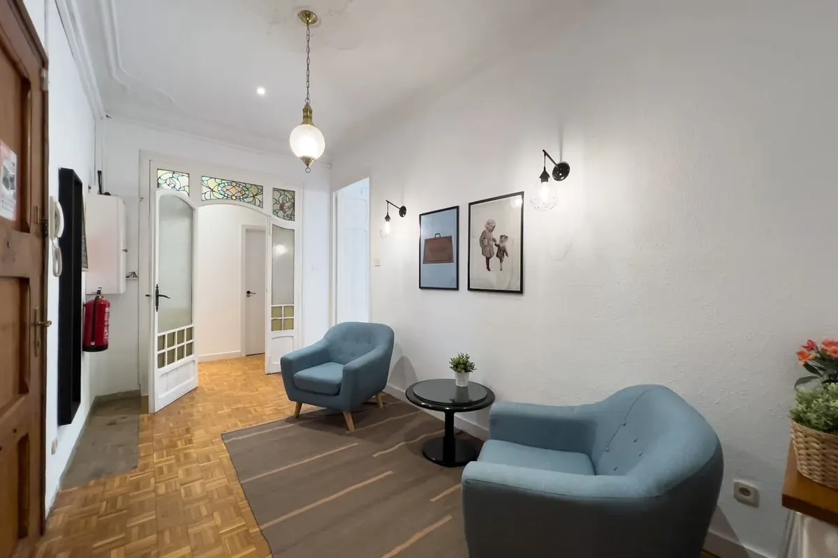 CoImpact Coliving - Vibrant Central Barcelona Hub - Image 4