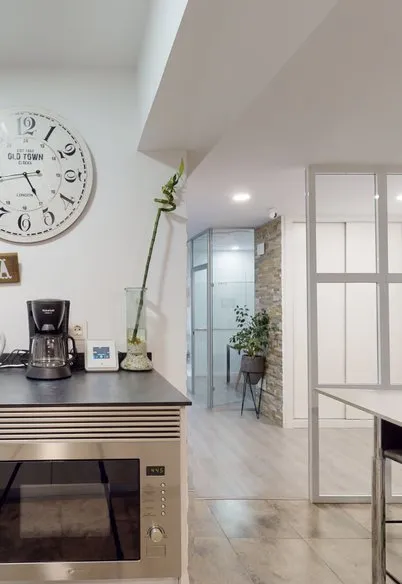 The Home Business Coliving - Central Madrid Accommodation - Image 8