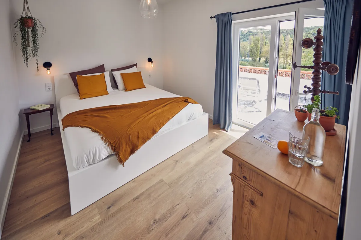 Barefoot Guesthouse Ericeira - Surf & Nature Coliving in Portugal - Image 1